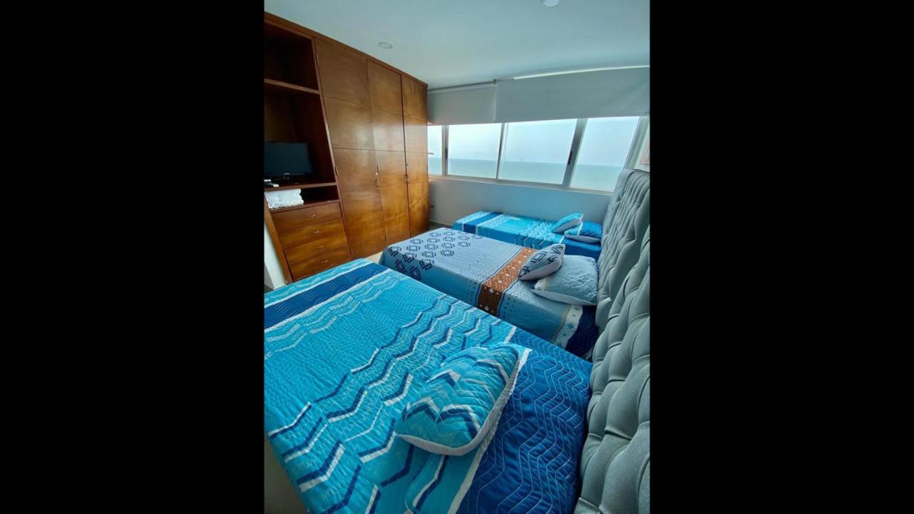 2 Bedroom Beachfront 2p1-al2 With Pool And Wifi Apartamento